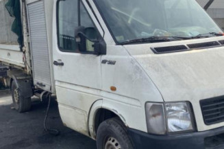 Serrure avant gauche VOLKSWAGEN LT 2
