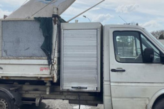 Serrure avant gauche VOLKSWAGEN LT 2