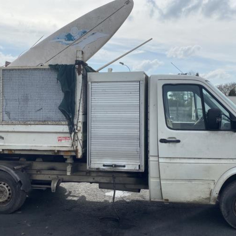 Serrure avant gauche VOLKSWAGEN LT 2 Photo n°9