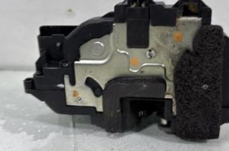 Serrure avant droit RENAULT LAGUNA 3