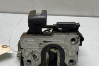 Serrure avant droit DACIA DUSTER 1 Photo n°1