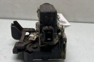 Serrure avant droit DACIA DUSTER 1