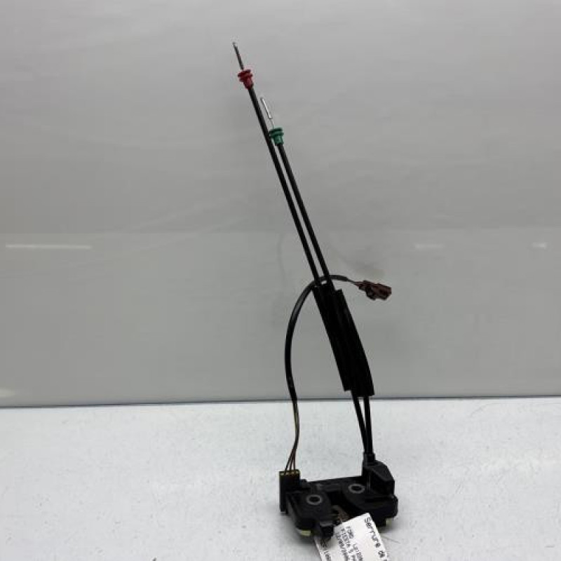 Serrure de coffre FORD FIESTA 5 Photo n°1