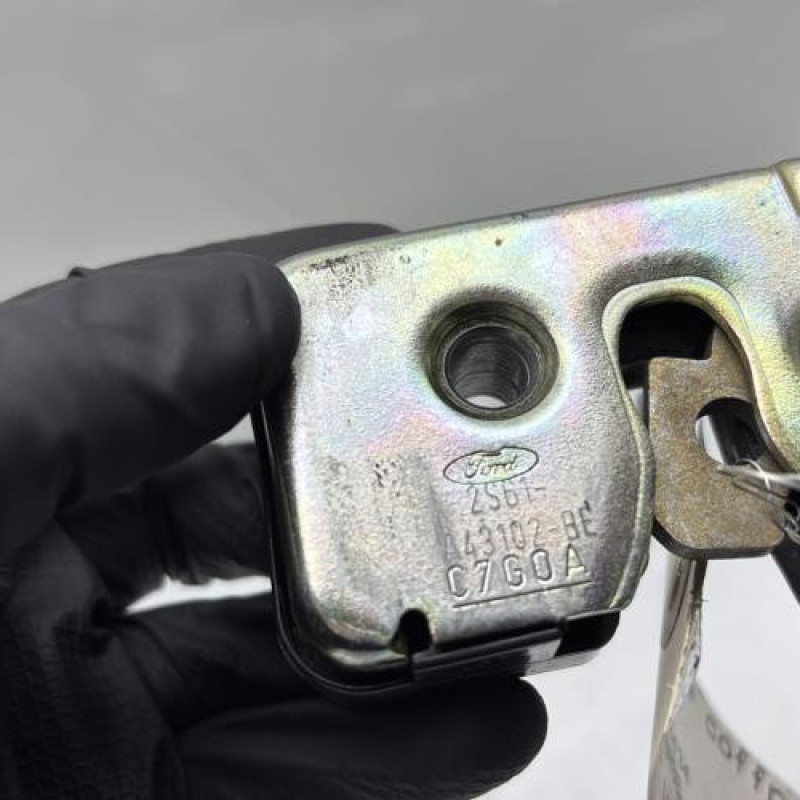 Serrure de coffre FORD FIESTA 5 Photo n°7