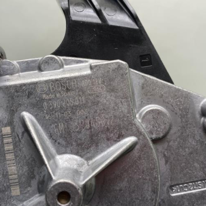 Moteur essuie glace arriere OPEL CORSA E Photo n°4