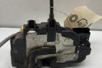 Serrure avant gauche NISSAN QASHQAI 1