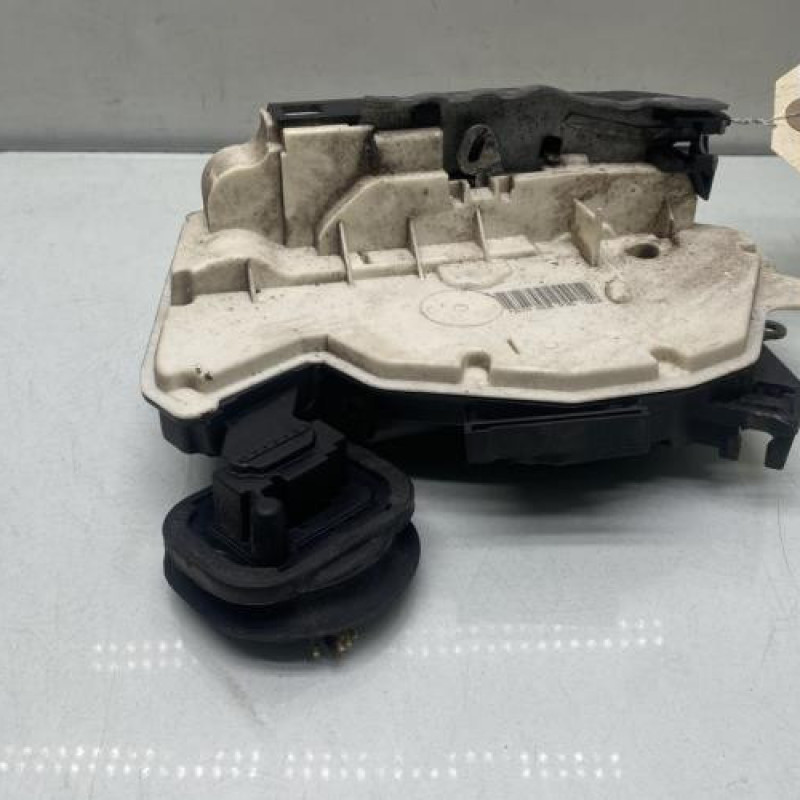 Serrure arriere gauche VOLKSWAGEN GOLF 6 Photo n°3