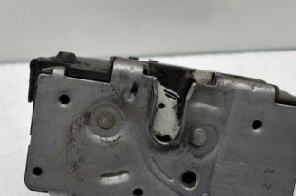 Serrure arriere droit OPEL CORSA D