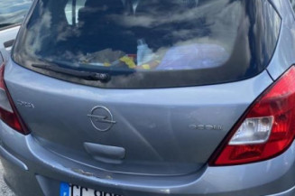 Serrure arriere droit OPEL CORSA D