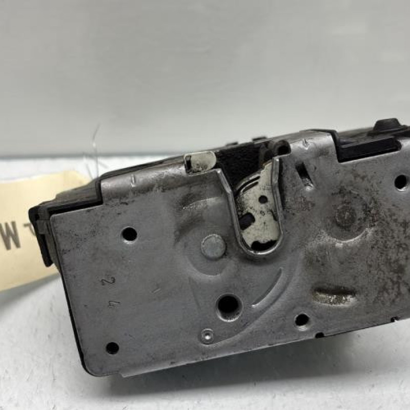 Serrure arriere gauche OPEL CORSA D Photo n°5