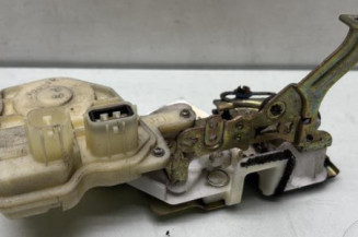 Serrure avant droit HONDA CIVIC 7