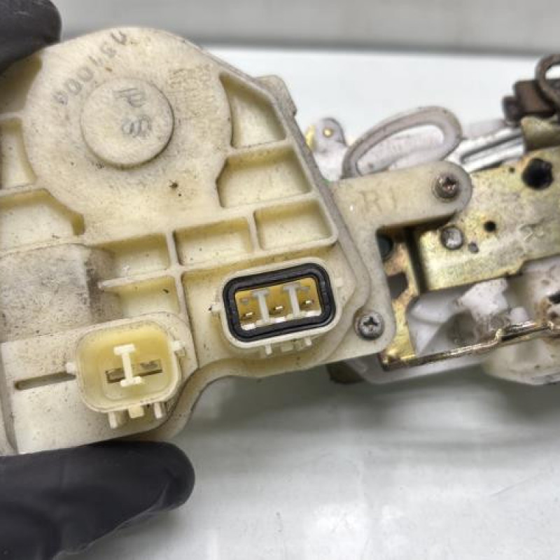 Serrure avant droit HONDA CIVIC 7 Photo n°4