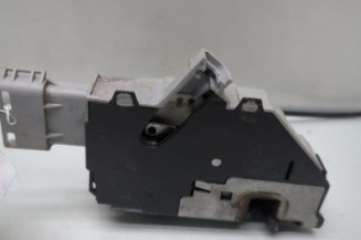 Serrure avant droit CITROEN C6