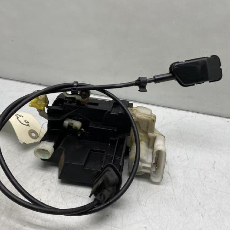 Serrure avant gauche RENAULT AVANTIME Photo n°3