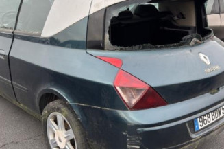 Serrure avant gauche RENAULT AVANTIME