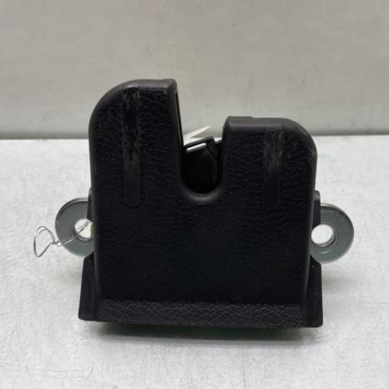 Serrure de coffre VOLKSWAGEN SCIROCCO 3 Photo n°1