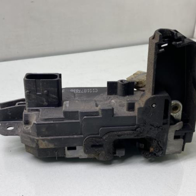 Serrure avant gauche OPEL TIGRA 2 Photo n°4