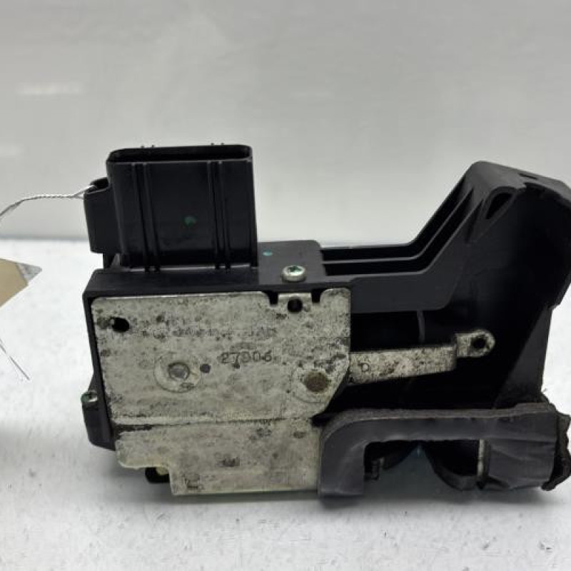 Serrure avant droit FORD FIESTA 5 Photo n°4