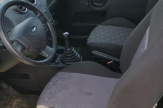 Serrure avant droit FORD FIESTA 5