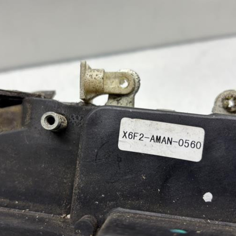 Serrure avant gauche FORD FIESTA 5 Photo n°2