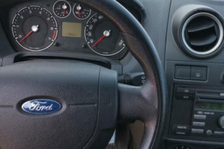 Serrure avant gauche FORD FIESTA 5