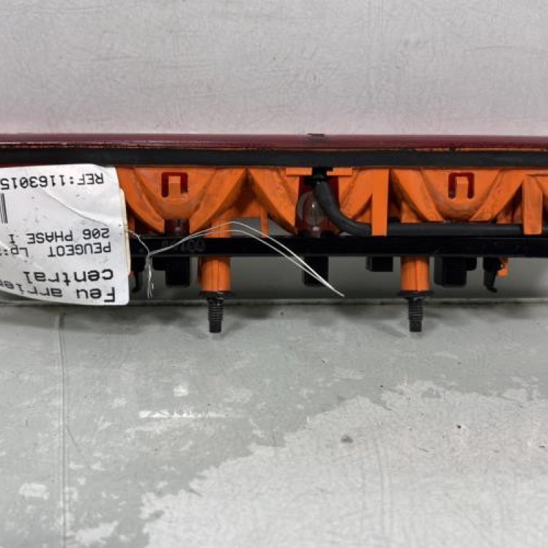 Feu arriere stop central PEUGEOT 206 Photo n°2