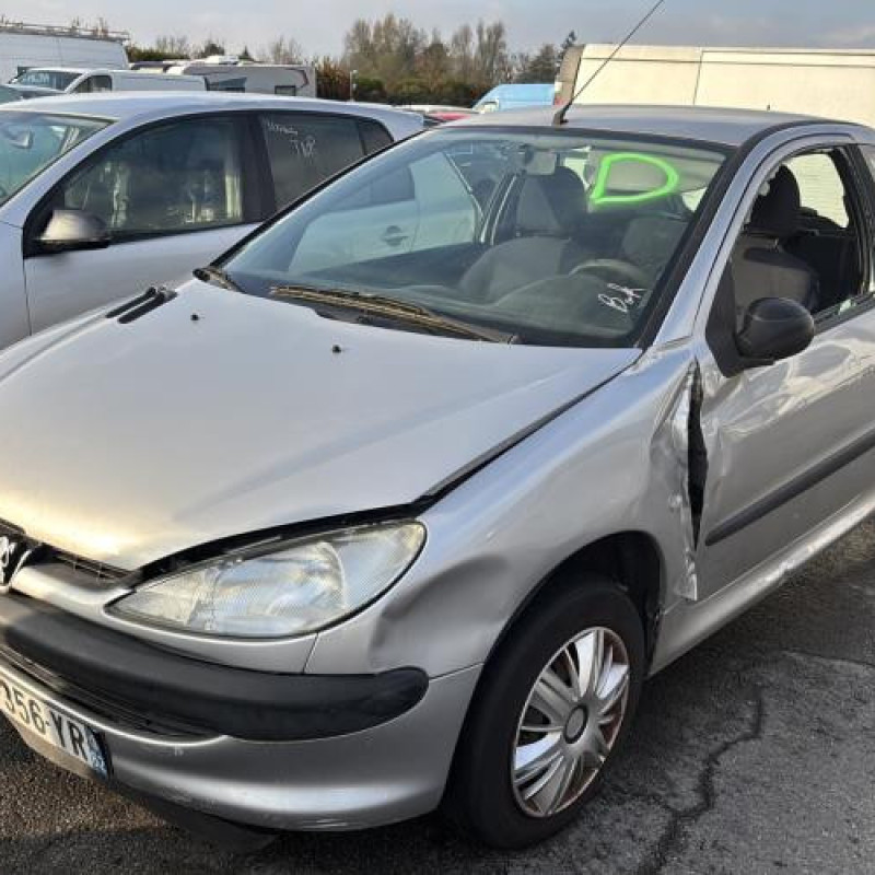 Feu arriere stop central PEUGEOT 206 Photo n°5