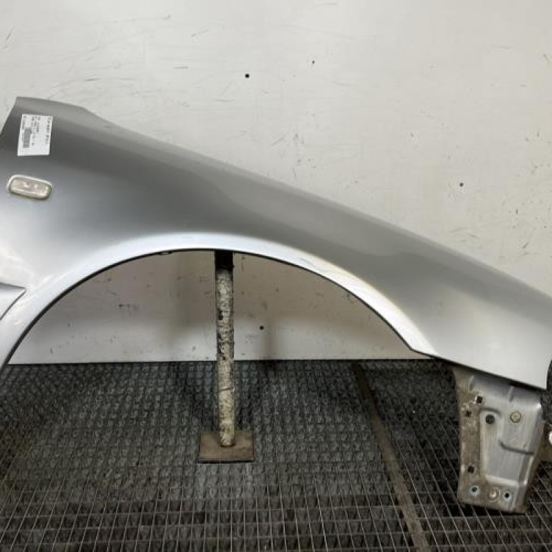 Aile avant droit AUDI A4 1 Photo n°1