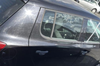 Aile avant droit SKODA FABIA 2