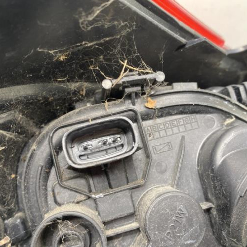 Feu arriere principal droit (feux) OPEL CORSA E Photo n°3