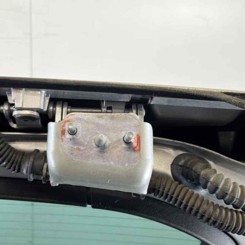 Malle/Hayon arriere CITROEN C4 PICASSO 1 Photo n°6