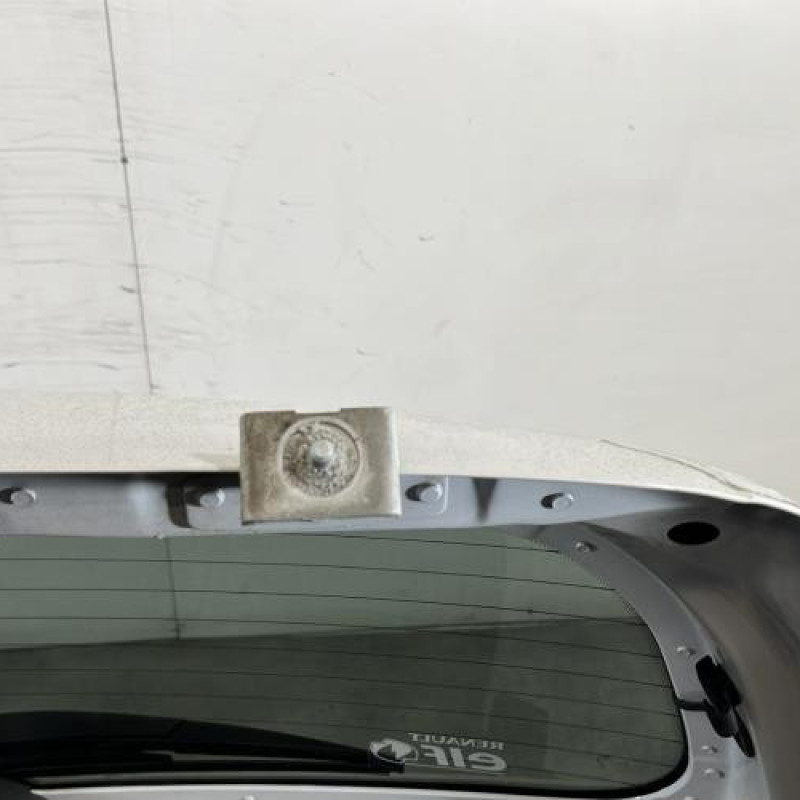 Malle/Hayon arriere RENAULT TWINGO 2 Photo n°9