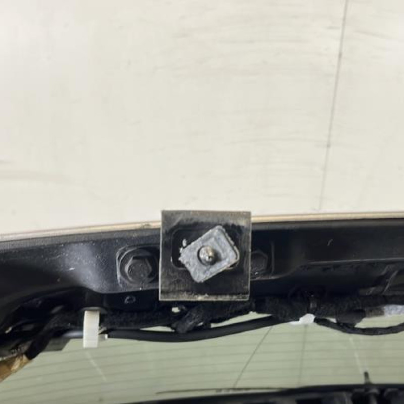 Malle/Hayon arriere PEUGEOT 308 2 Photo n°6