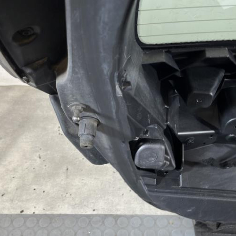 Malle/Hayon arriere PEUGEOT 308 2 Photo n°9