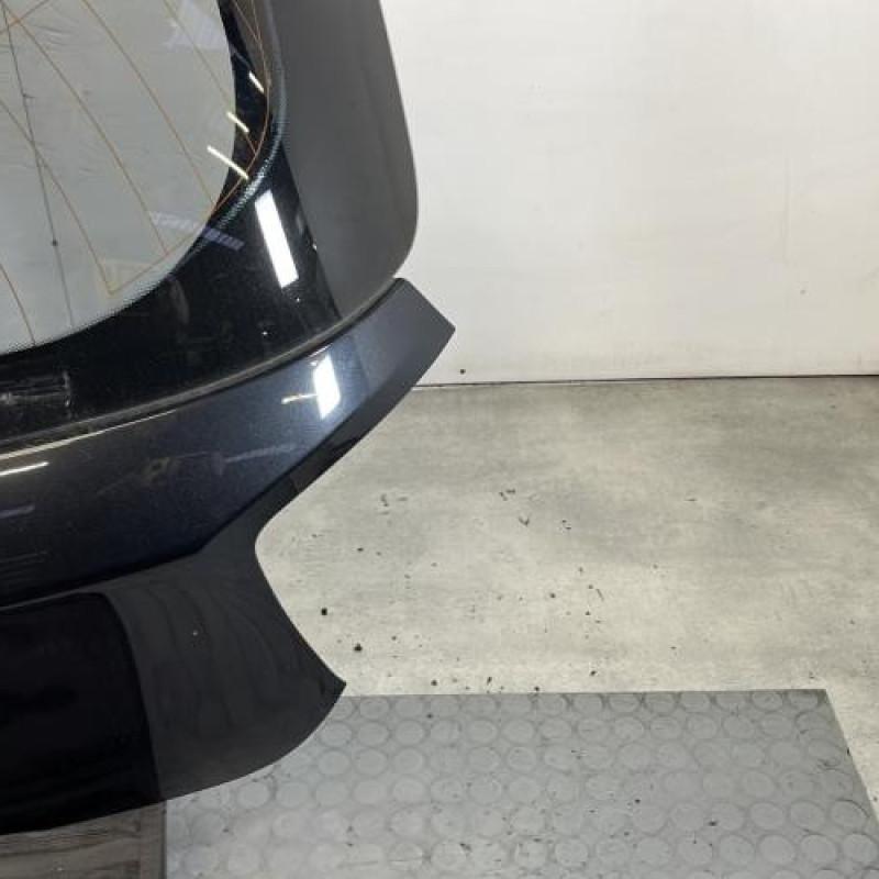 Malle/Hayon arriere BMW SERIE 1 F20 Photo n°4