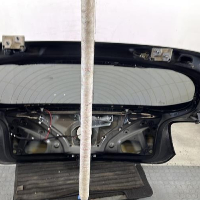 Malle/Hayon arriere BMW SERIE 1 F20 Photo n°11