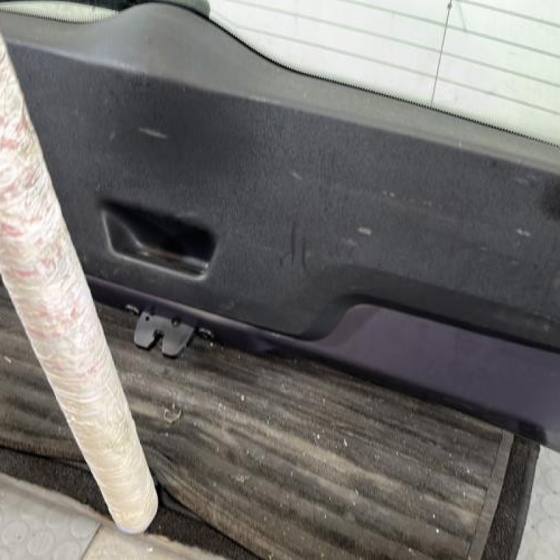 Malle/Hayon arriere CITROEN C3 1 Photo n°11