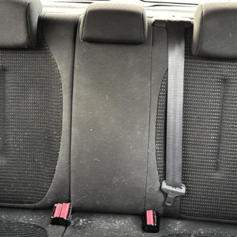 Malle/Hayon arriere CITROEN C4 1 Photo n°17