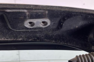 Malle/Hayon arriere TOYOTA YARIS 2