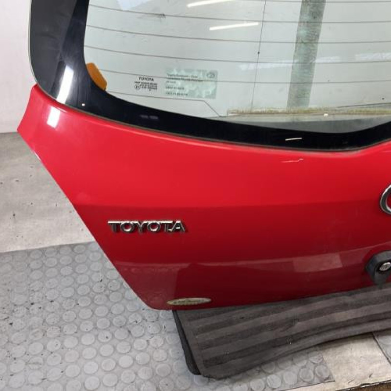 Malle/Hayon arriere TOYOTA YARIS 2 Photo n°5