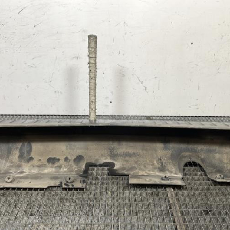 Pare choc arriere OPEL COMBO C Photo n°5