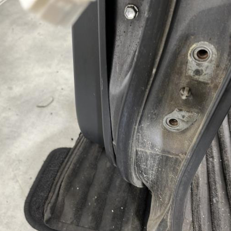 Porte arriere gauche TOYOTA YARIS 2 Photo n°6