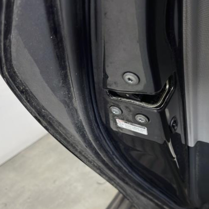 Porte arriere gauche TOYOTA YARIS 2 Photo n°7