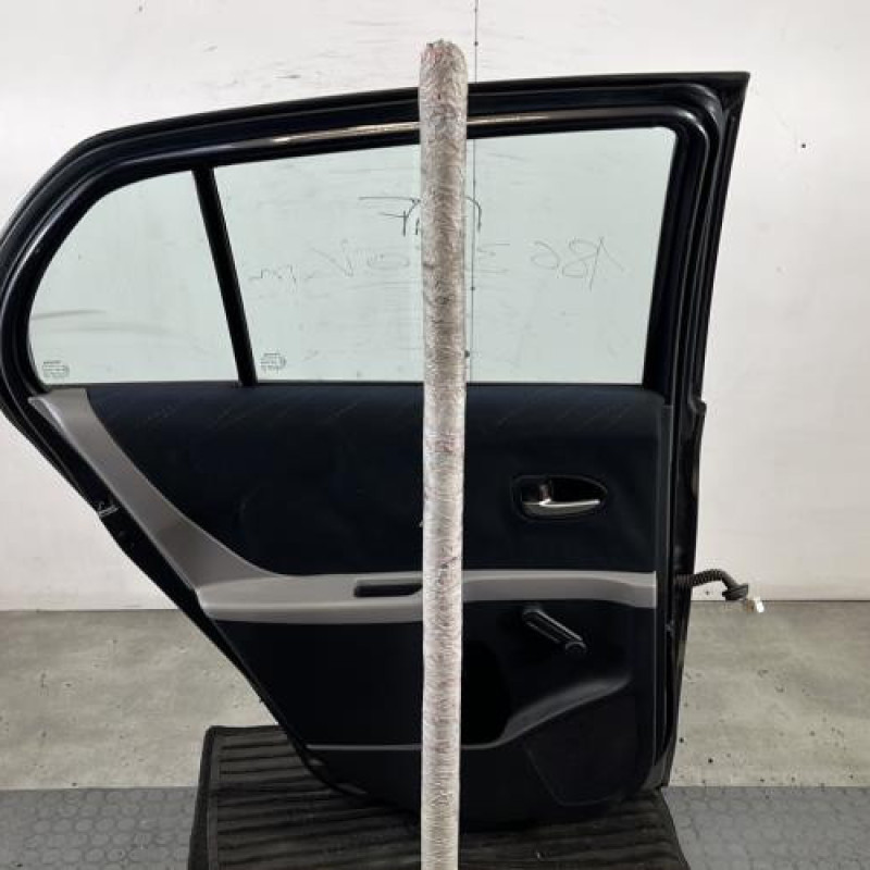Porte arriere gauche TOYOTA YARIS 2 Photo n°8