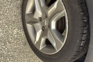 DACIA SANDERO 2 PHASE 2 1.0i - 12V SCE 75