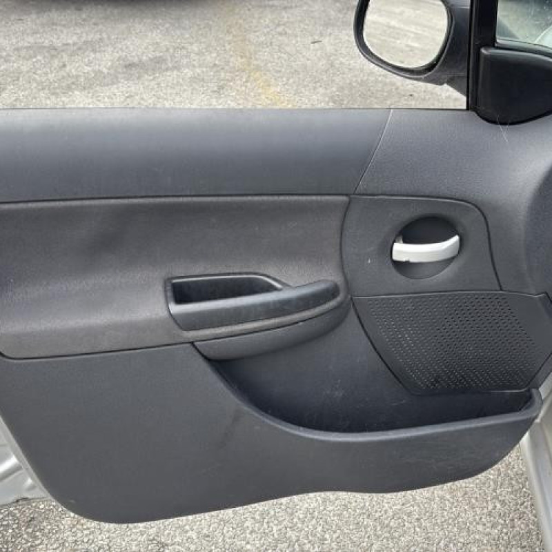 Porte avant gauche CITROEN C3 1 Photo n°13