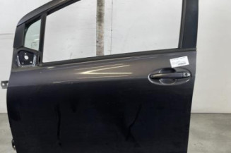Porte avant gauche TOYOTA YARIS 2 Photo n°1