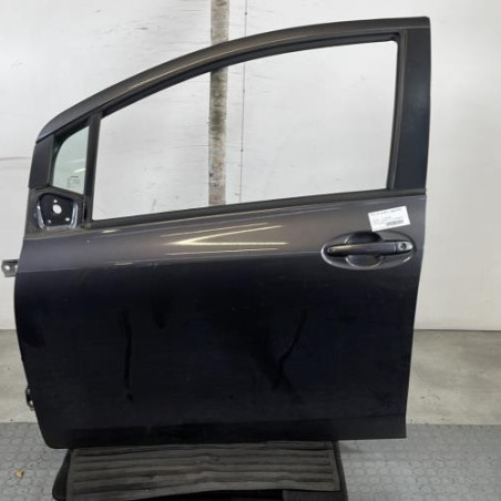 Porte avant gauche TOYOTA YARIS 2 Photo n°1