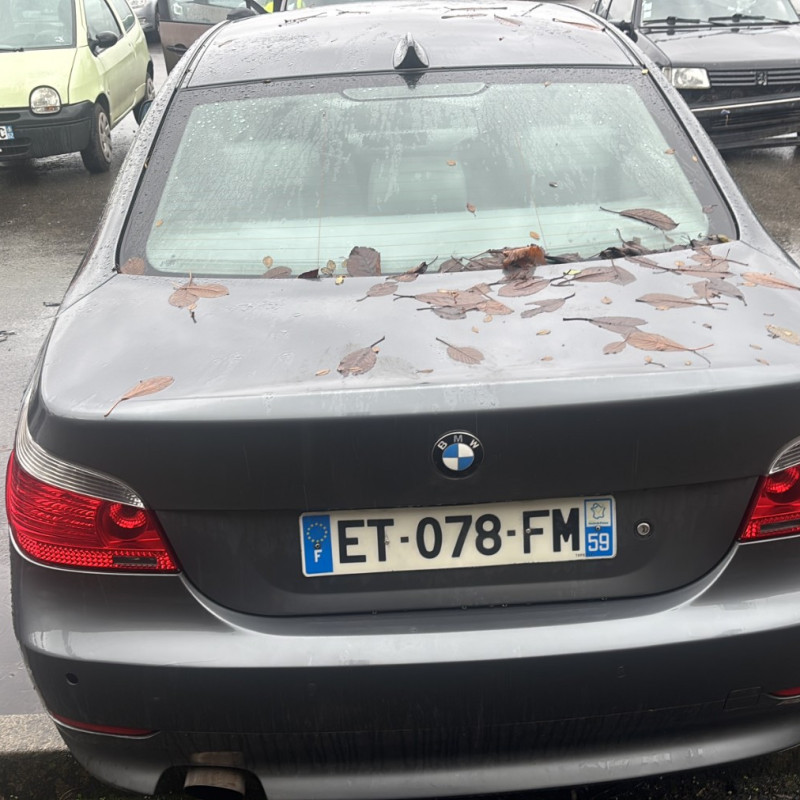 BMW SERIE 5 E60 PHASE 2 520d 2.0D - 16V TURBO Photo n°5