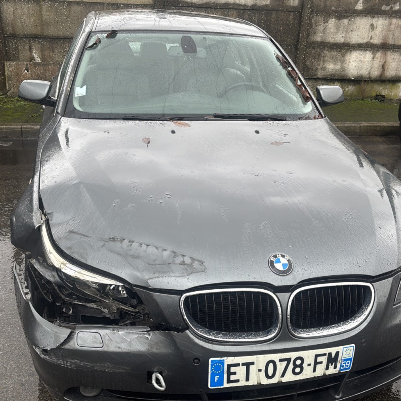 BMW SERIE 5 E60 PHASE 2 520d 2.0D - 16V TURBO Photo n°8